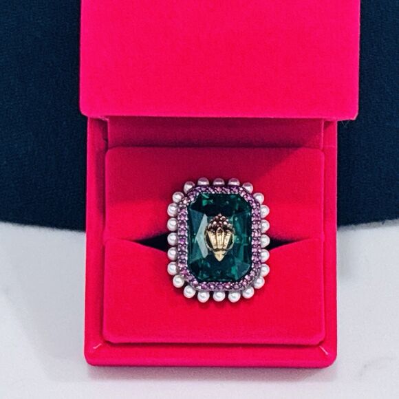 Kurt Geiger Eagle Head Cocktail Ring Green Crystal Statement Silver Tone Size 9 - Picture 2 of 14